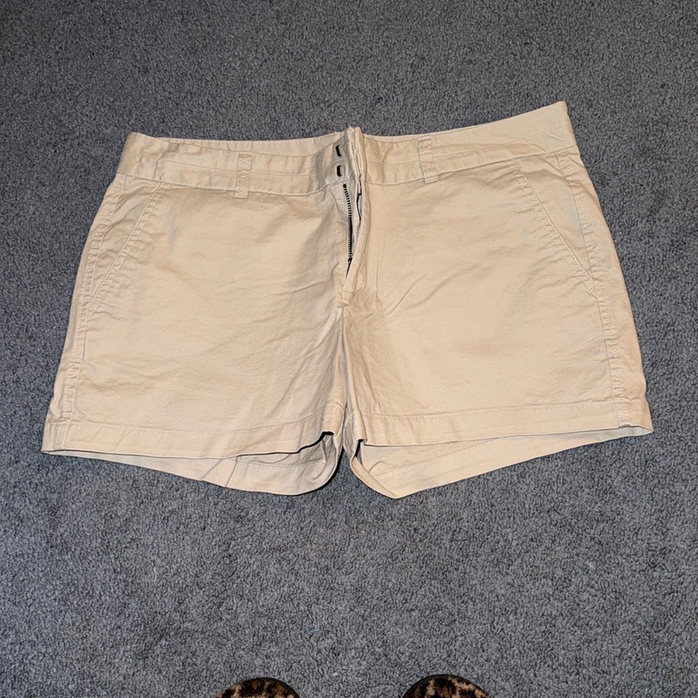 Women’s Gap shorts